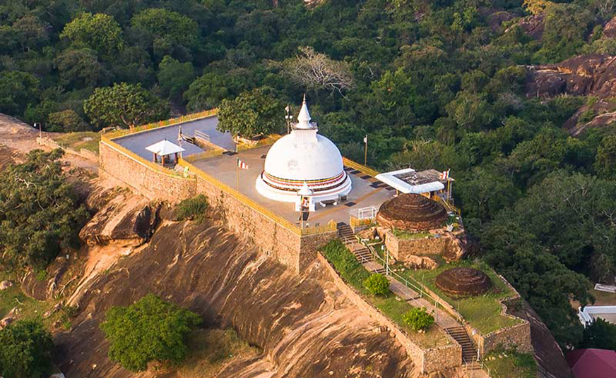 Visit Sithulpawwa Rock Temple